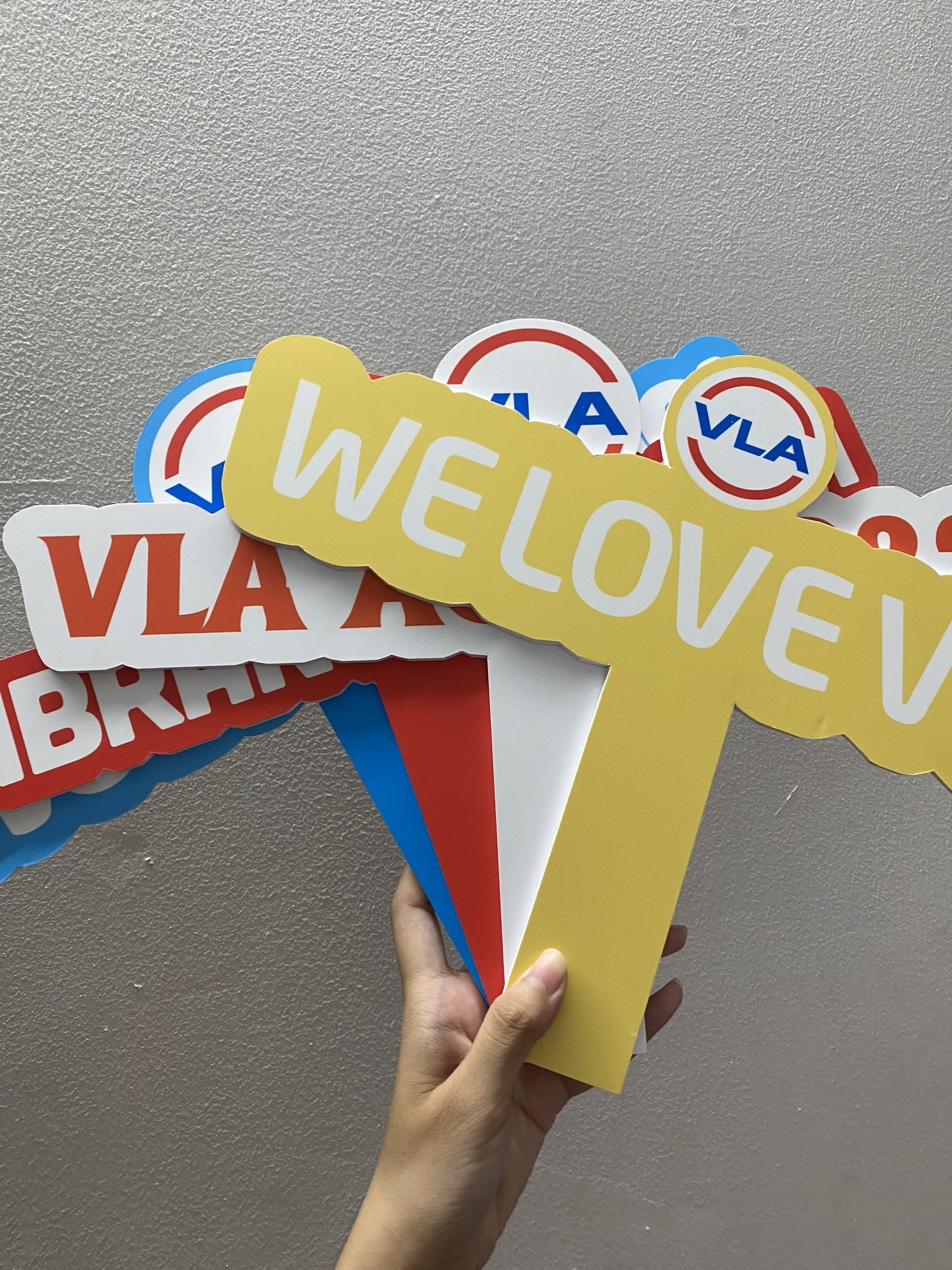 In HashTag Cầm Tay 4 316257959 1337204440400995 271638333845021757 n