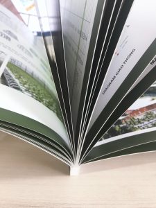 In Catalogue gáy keo 2 In Catalogue Gáy Keo - in tạp chí đóng keo gáy Tại Nhà in Phát