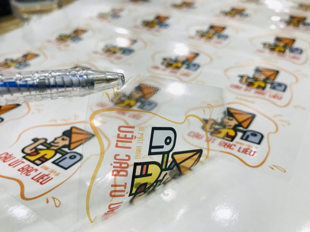In Sticker Decal 11 In Sticker decal trong tại Nhà in Phát